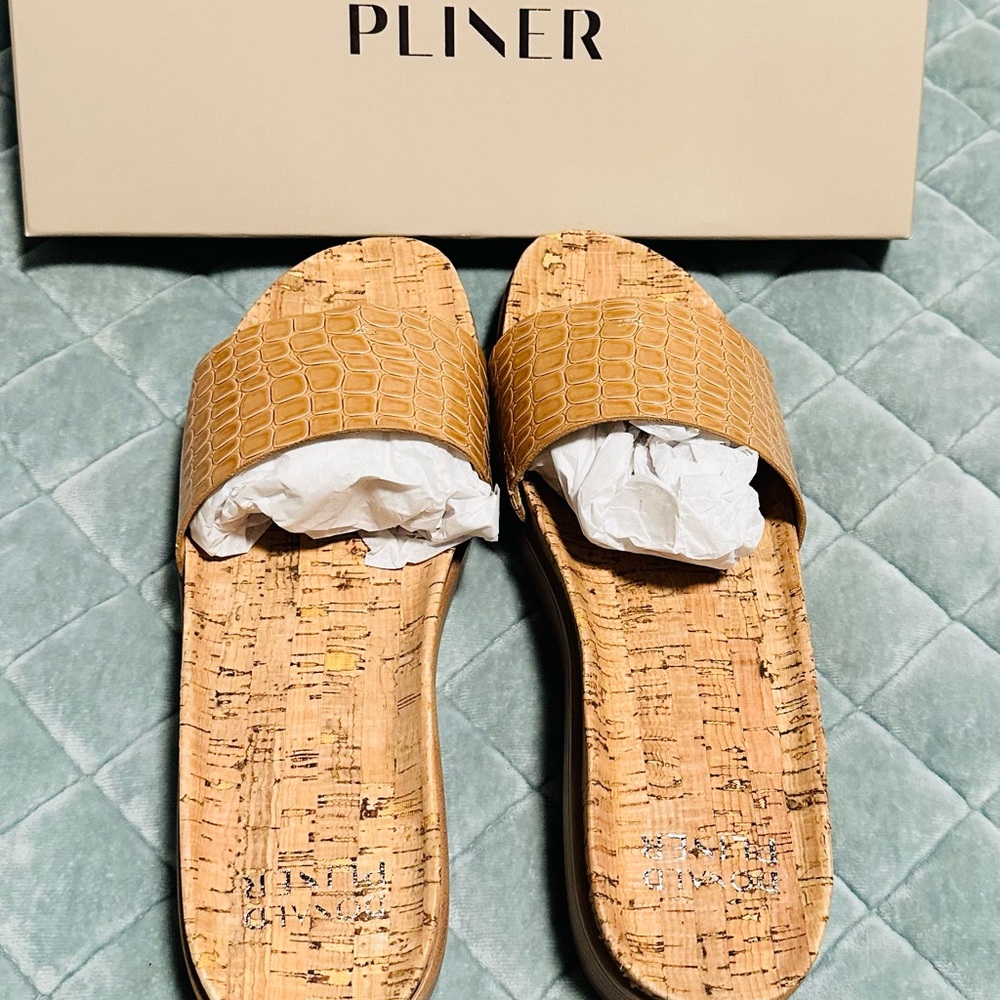 Donald J. Pliner Tan Slide Sandals